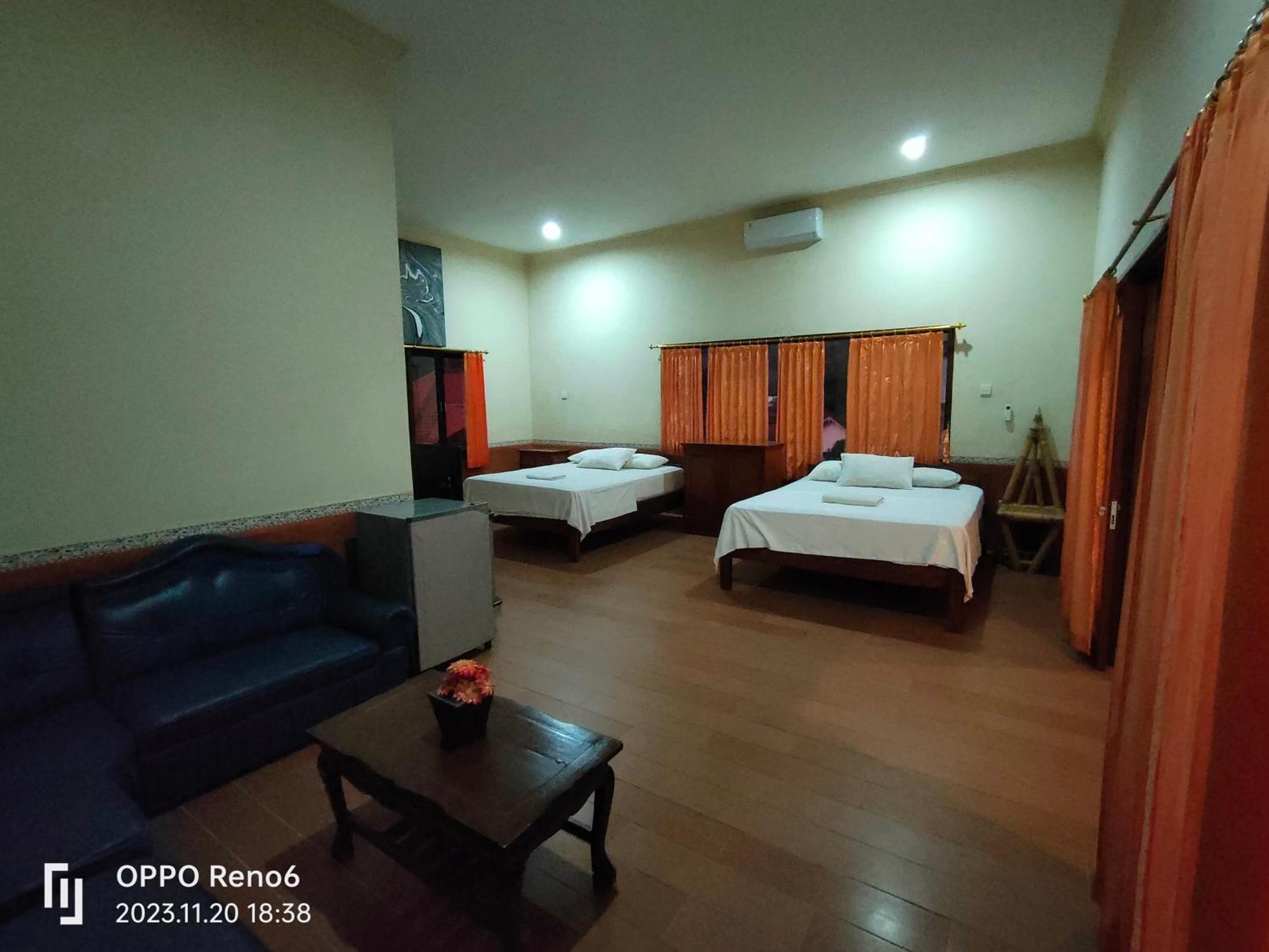 Dharma Homestay Padangbai  Buitenkant foto
